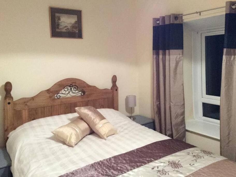 Cosy Terrace Cottage Built Into The Mountain Side. Blaenau Ffestiniog Eksteriør bilde