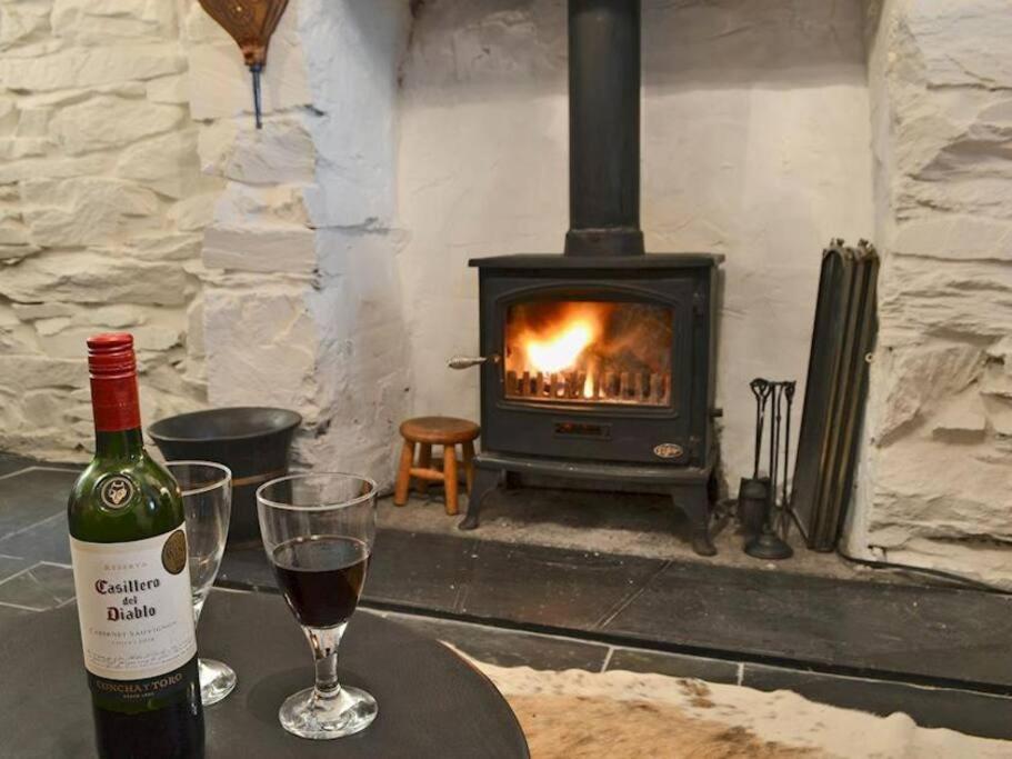 Cosy Terrace Cottage Built Into The Mountain Side. Blaenau Ffestiniog Eksteriør bilde